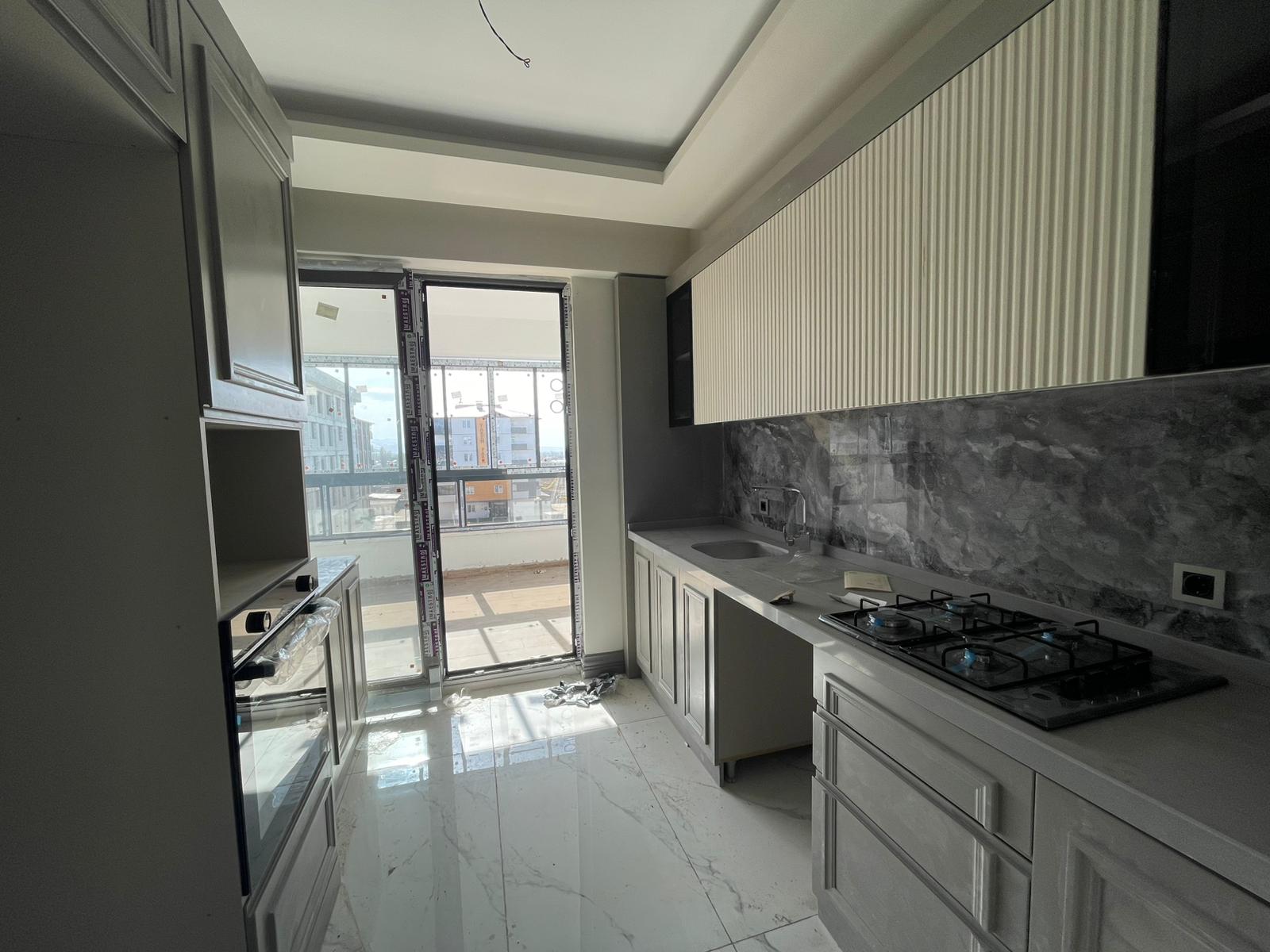 ŞÜKRÜPAŞA'DA 2+1 KİRALIK DAİRE